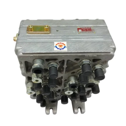 4468336 4470661 YA00000543 Signal Shuttle Valve for ZX200 ZX330 ZX450 ZX210 ZX470 Excavator